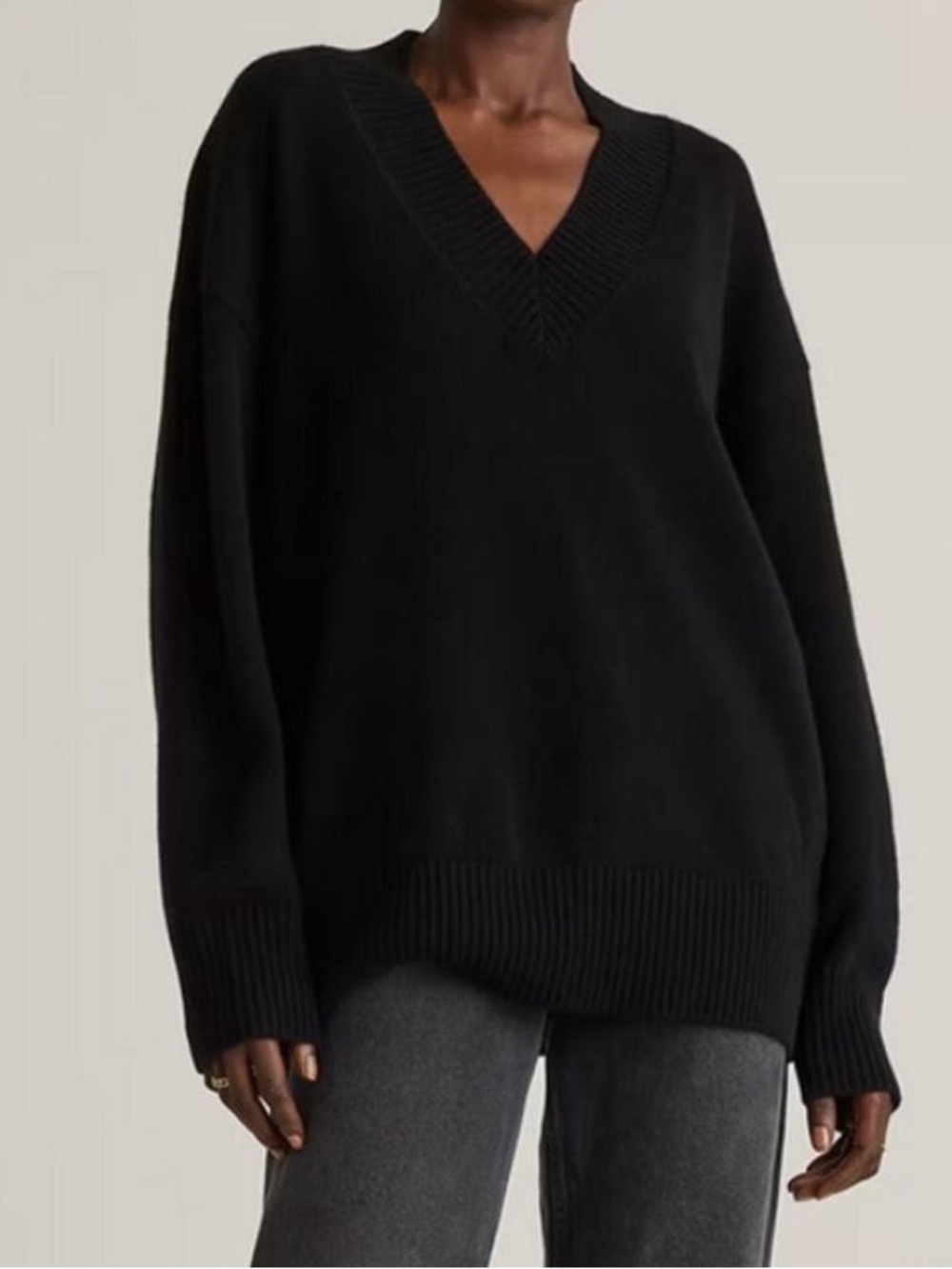 Quince Mongolian Cashmere Oversized V-Neck Sweater Black Size X-Small